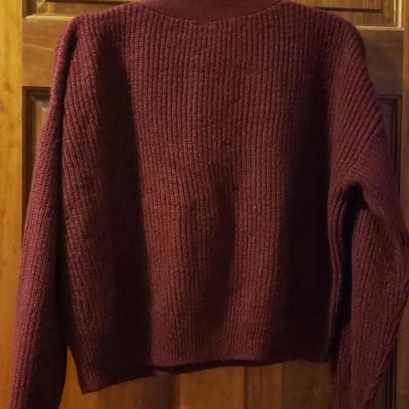 H&M Knit Sweater - Picture 4 of 4
